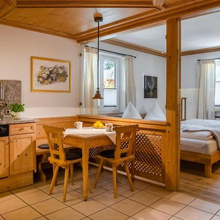 Ferienwohnung Auszeit I Garmisch-Partenkirchen Exterior foto